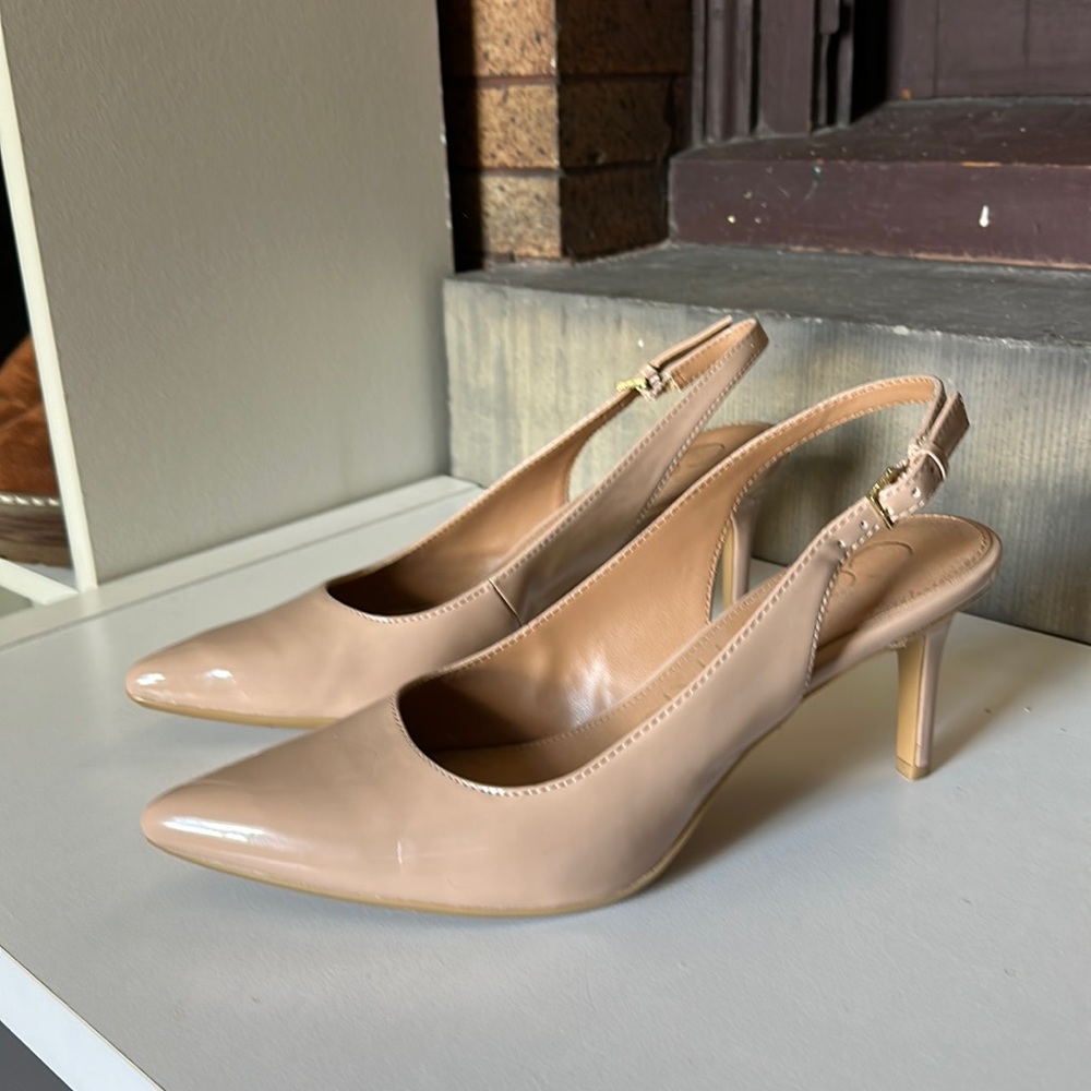 Nude Patent leather Kitten Slide Heels